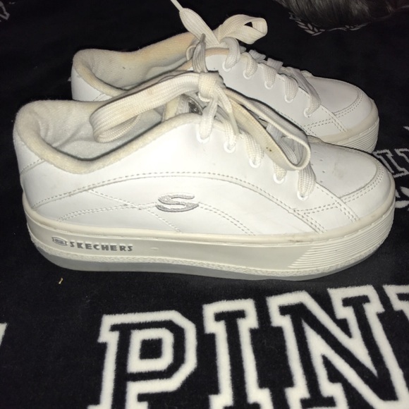 vintage skechers sneakers